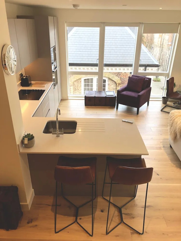 Royal Arsenal Apartment With Great Views
