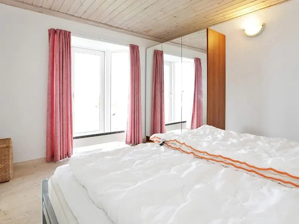 6 Person Holiday Home in Praesto