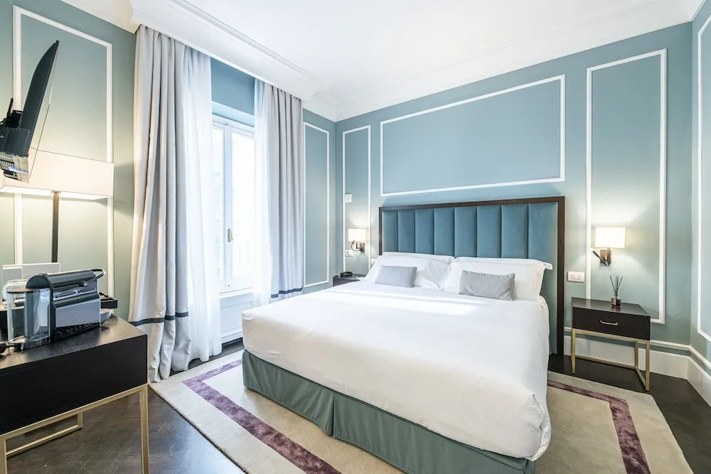 Glimpse Hotel