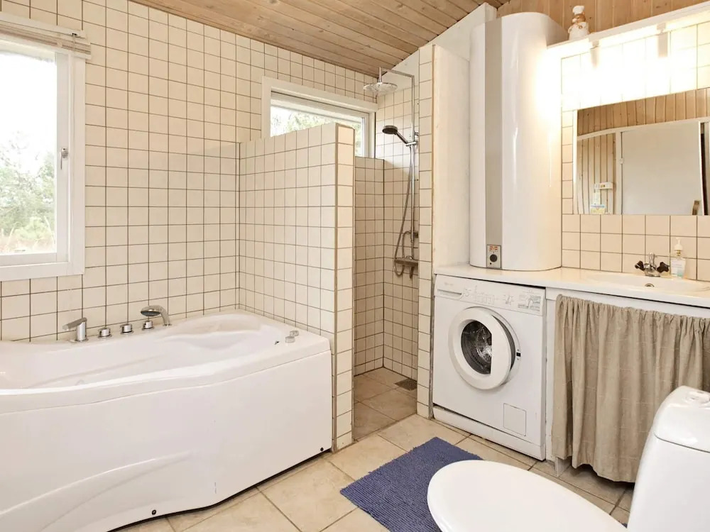 8 person holiday home in Ålbæk-By Traum