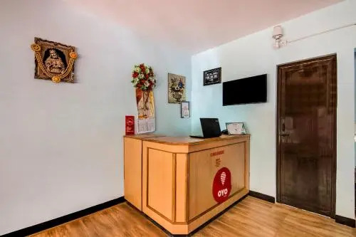 OYO 19305 Lebon Residency