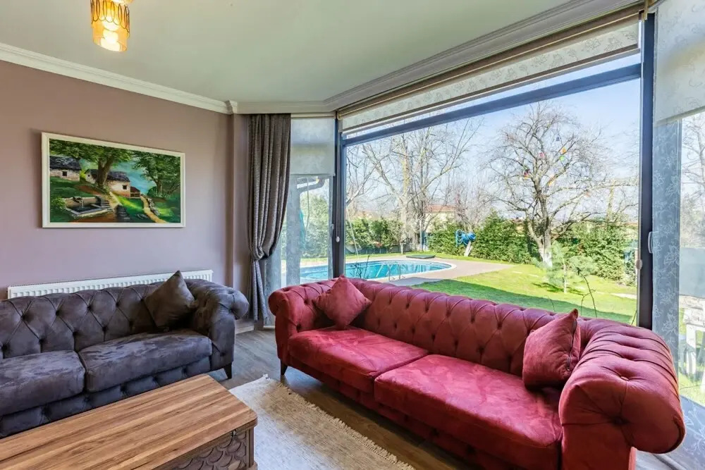 Duplex Villa With Pool and Garden in Sapanca