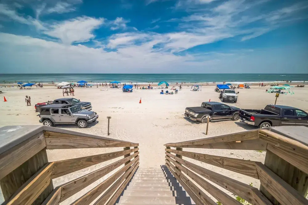 Charming Coastal Retreat Steps From Beach 3 Bedroom Home