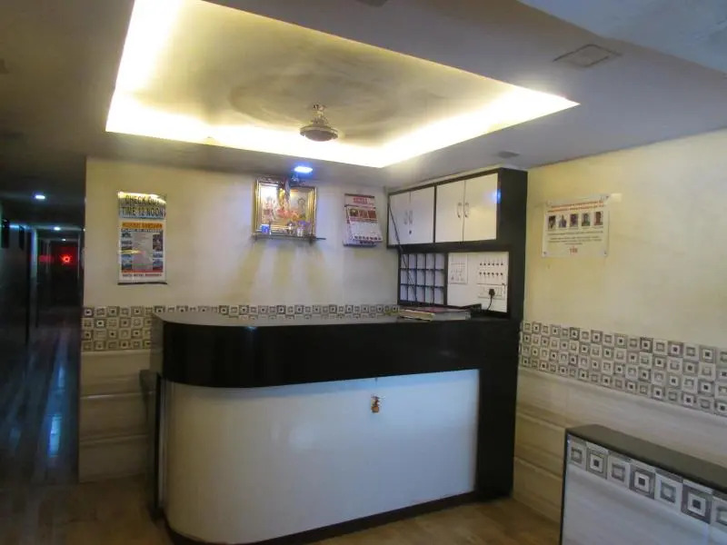 FabHotel Royal Residency Kurla
