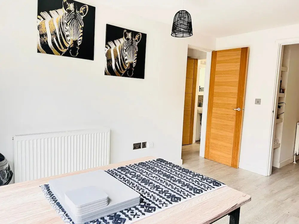 Tanzanite Apartment in Cambridge