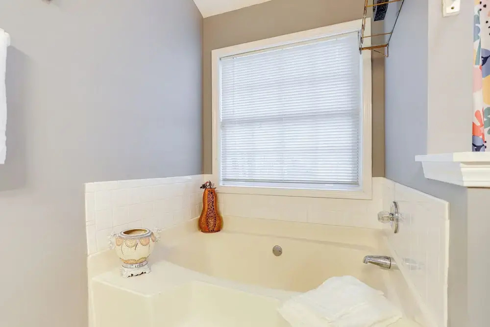 Close to Shopping: Pet-friendly Lawrenceville Home