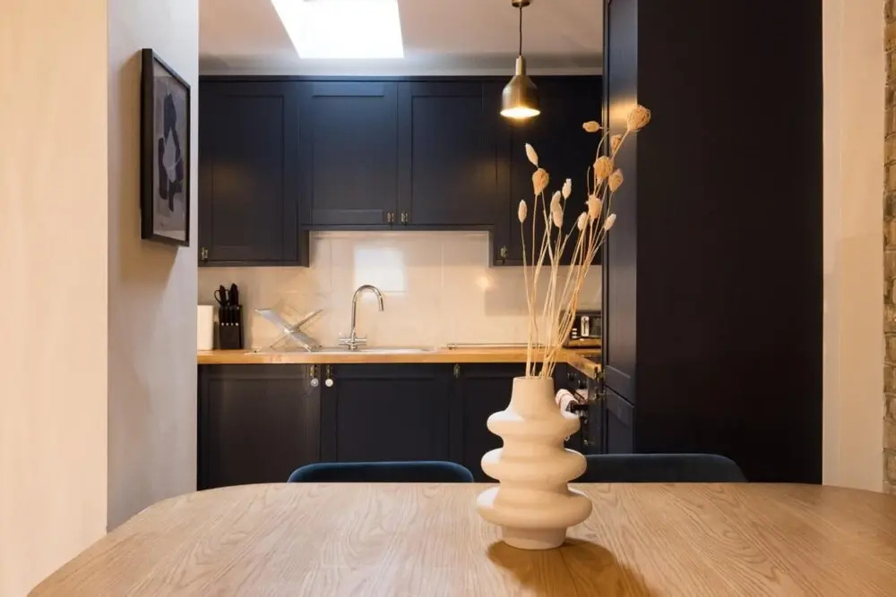 The Highgate Hideaway - Modern Stylish 2bdr Flat