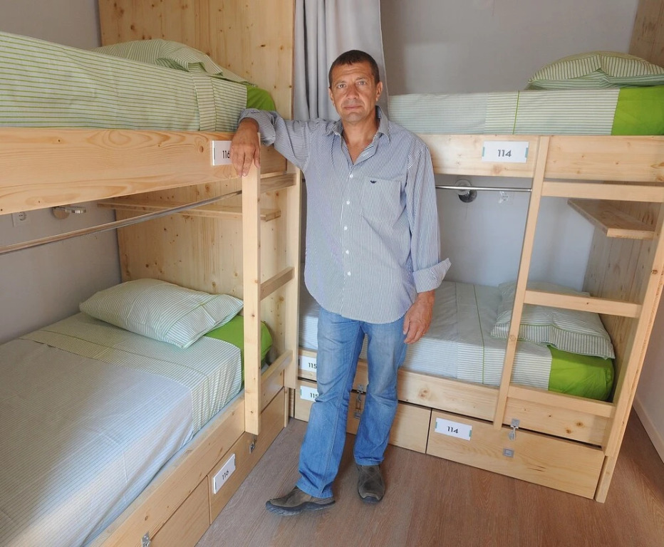 INCOSTA Hostel