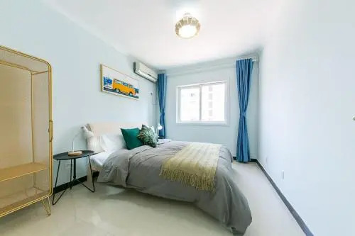 Xi'an Weiyang·Xijing Hospital· Locals Apartment 00159610