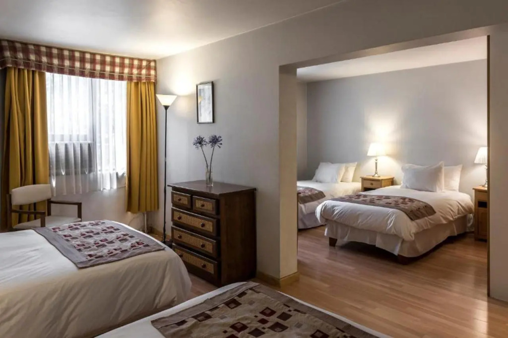 Hotel Nippon y Centro de Eventos