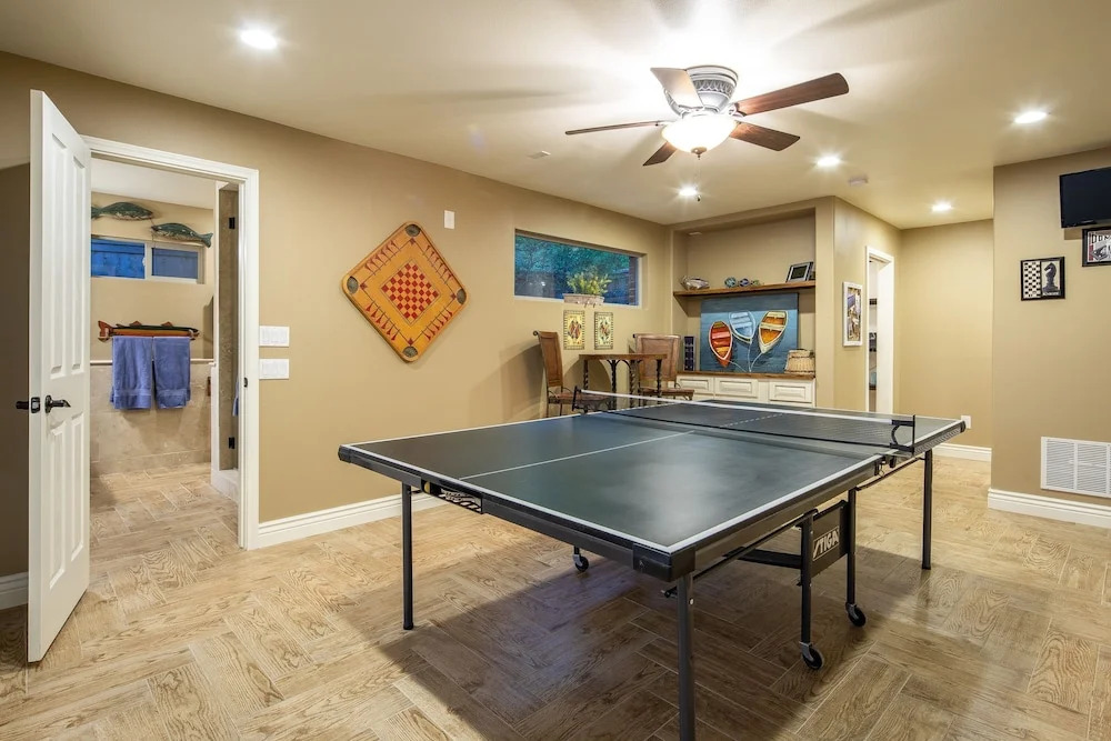 Hummingbird Hideaway 4 Bedroom Home