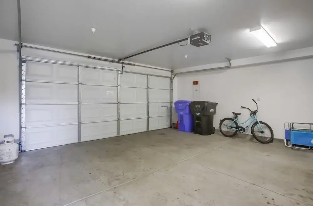 Pacific Pearl 2 Bedrooms 2 Bathrooms Apts