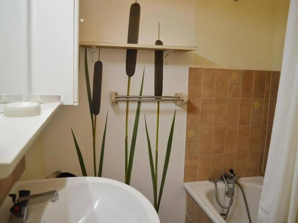 Appartement Le Lavandou, 3 pièces, 6 personnes - FR-1-251-44