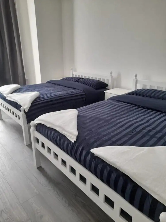 Rayans Lodge Stratford London by OYO