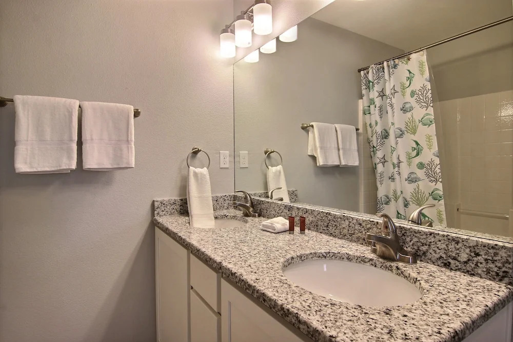 Cloud 9 3 Bedrooms 2 Bathrooms Home
