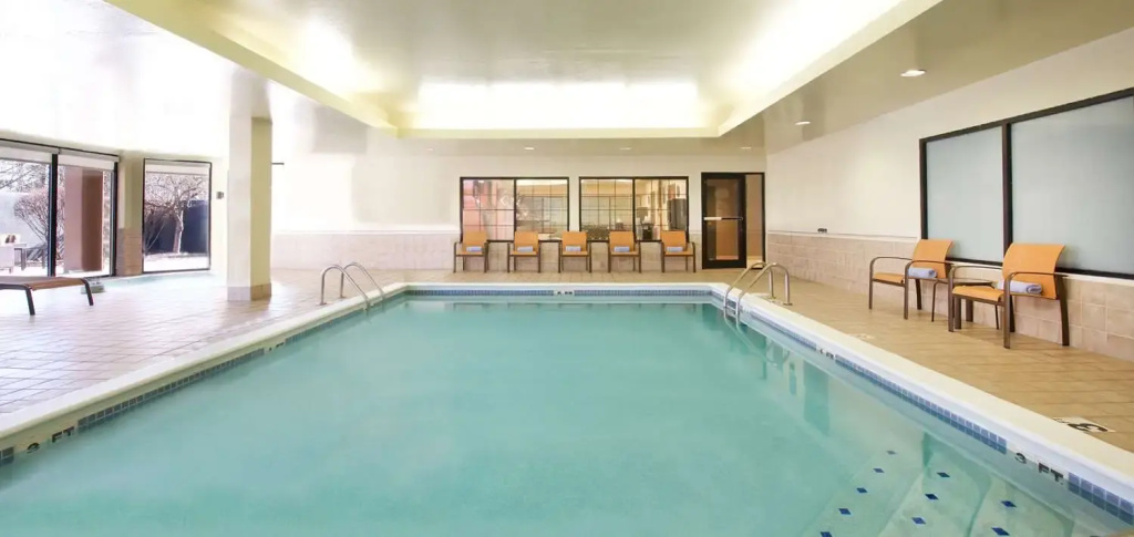 Country Inn & Suites by Radisson, Columbus-Edinburgh