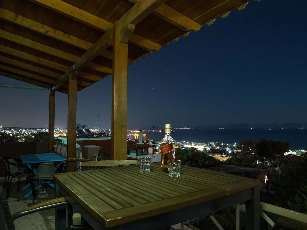 Peris Panoramic Villa Galaxy near Athens Airport