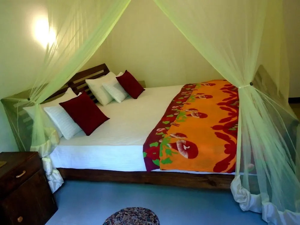 Bee Line Home Stay