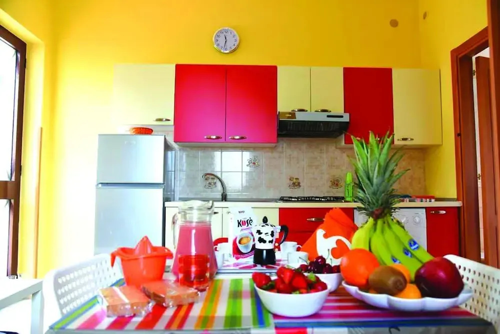 Apartment With one Bedroom in Capaccio-paestum, With Enclosed Garden and Wifi - 300 m From the Beach