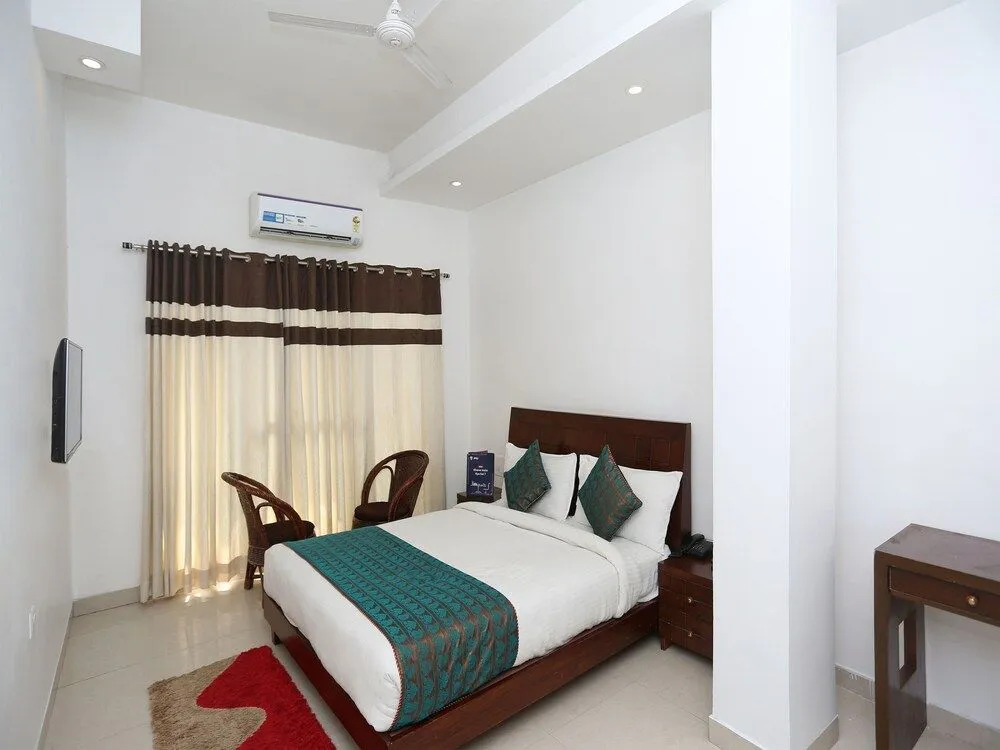 OYO 5474 Hotel Aries