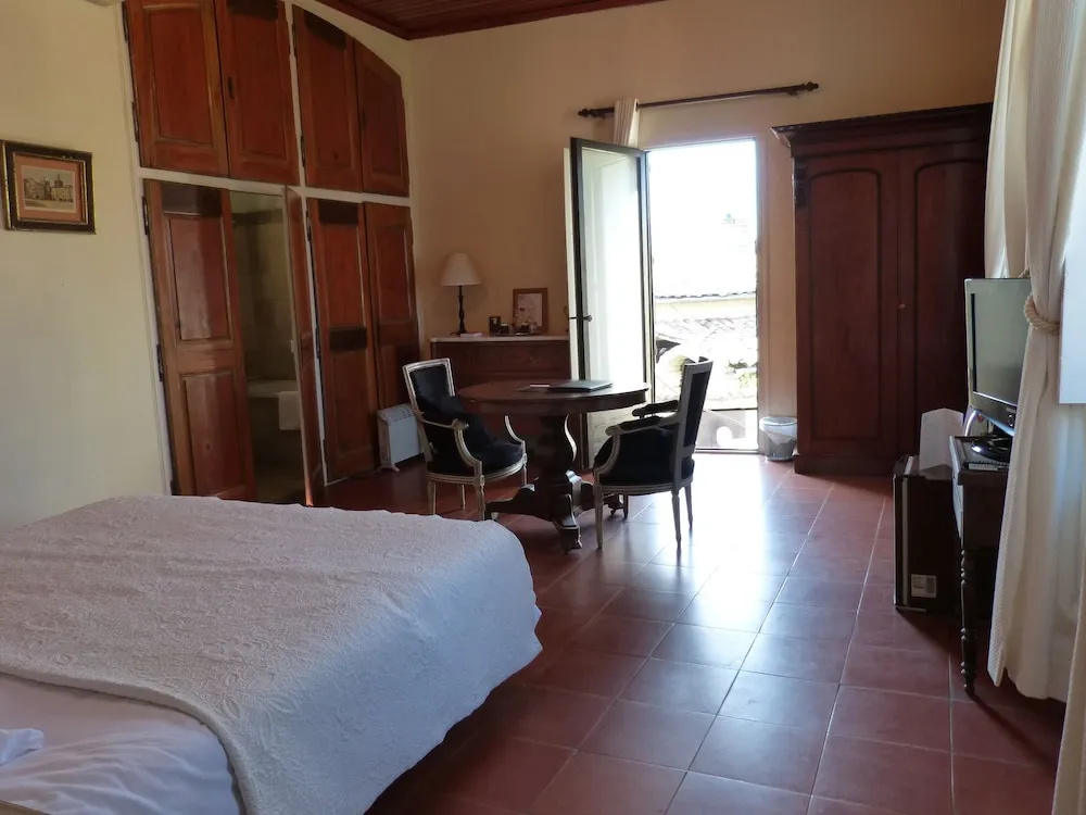 Château dArpaillargues - TERITORIA