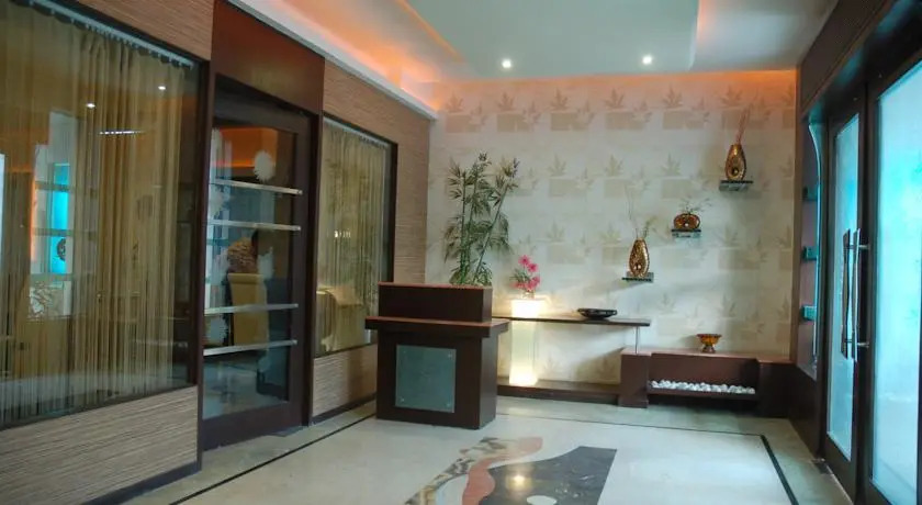 Hotel Sitara Royal
