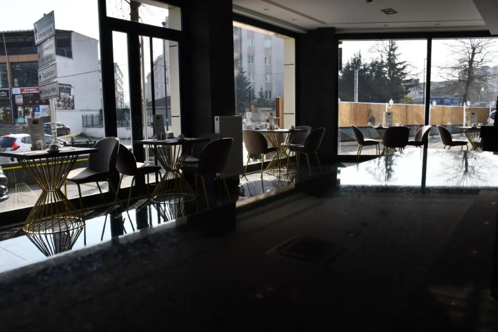 Hmz LUXURY HOTEL