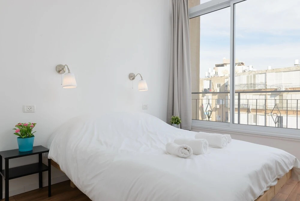 Herzel beach apartment