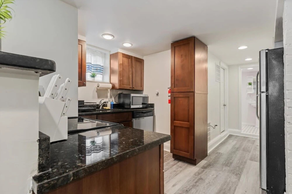 3 br Historic Home Nestled Btw Petworth Cohi