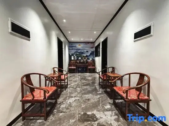 "Lingshi Dongwang Residence (Wang Family Courtyard Lodge