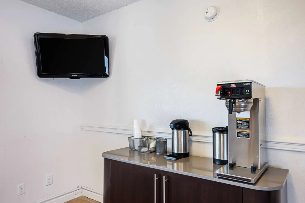 Econo Lodge