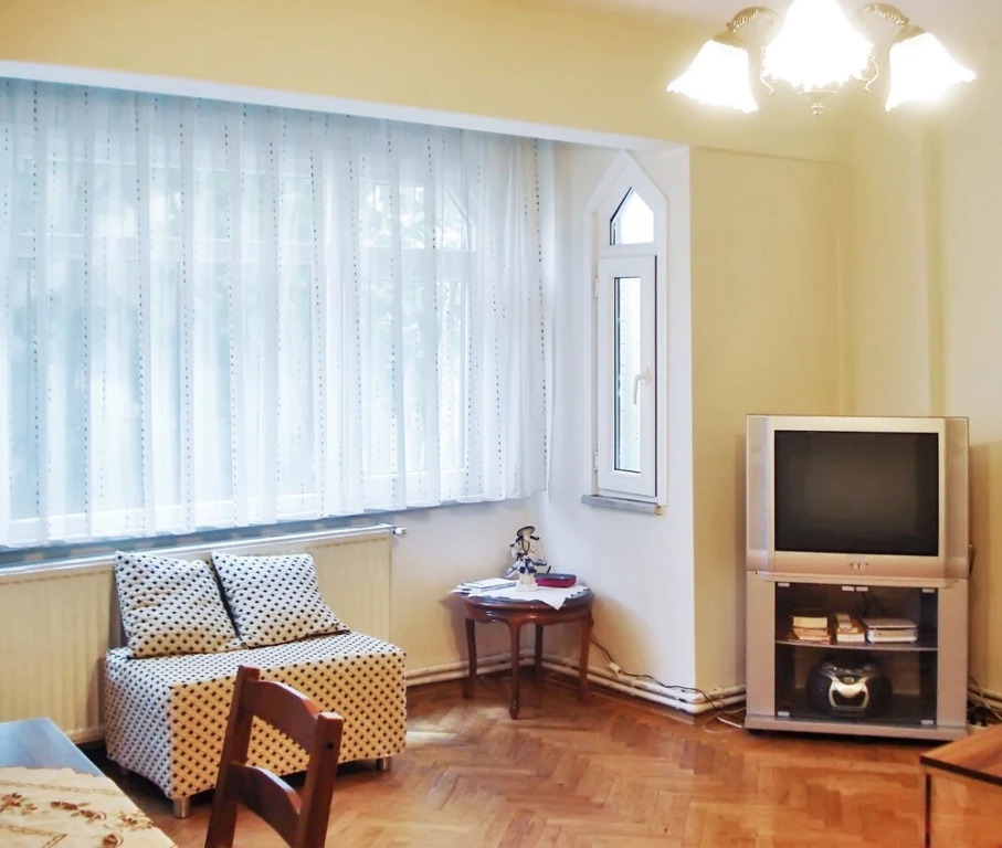 Calm and Comfortable City Apartment in the Heart of Istanbul With 3 Be