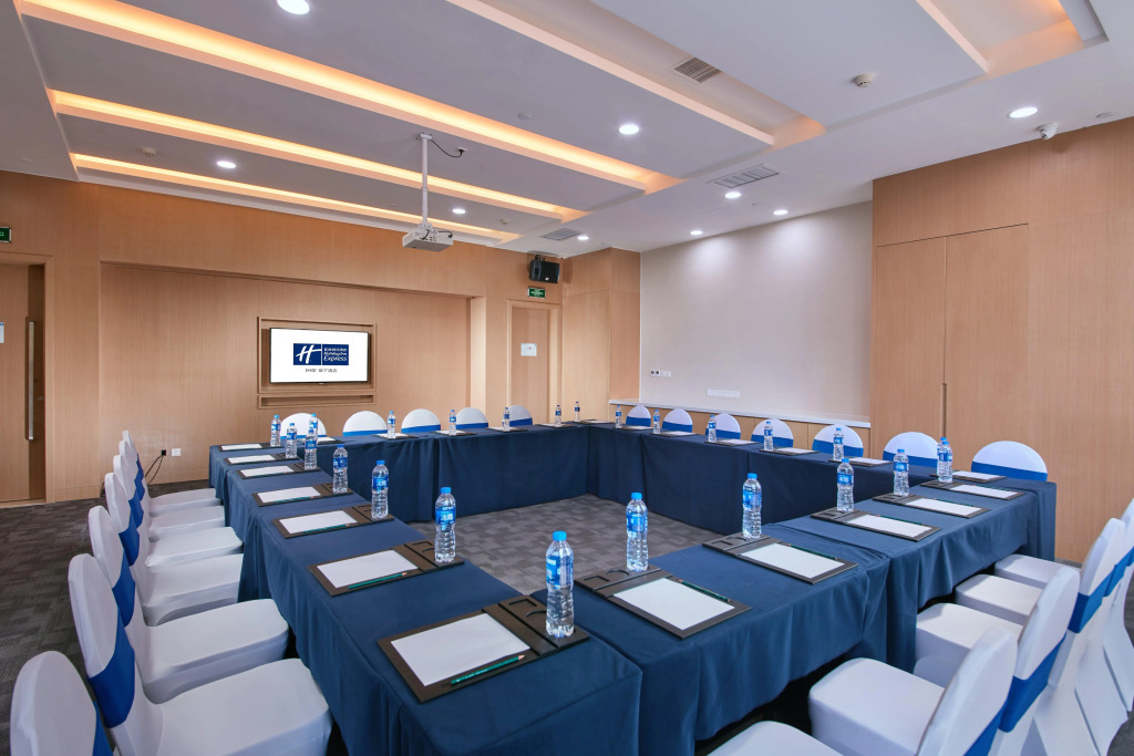 Holiday Inn Express Luoyang Yichuan