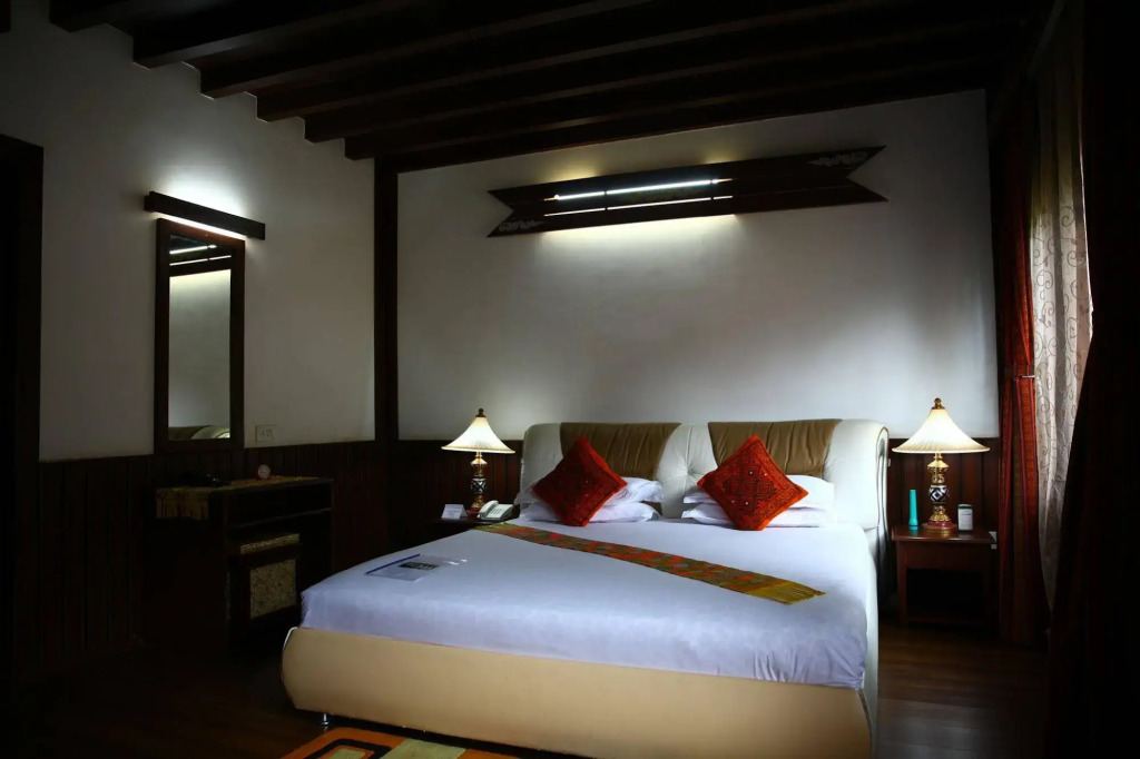 Tashi Namgay Resort