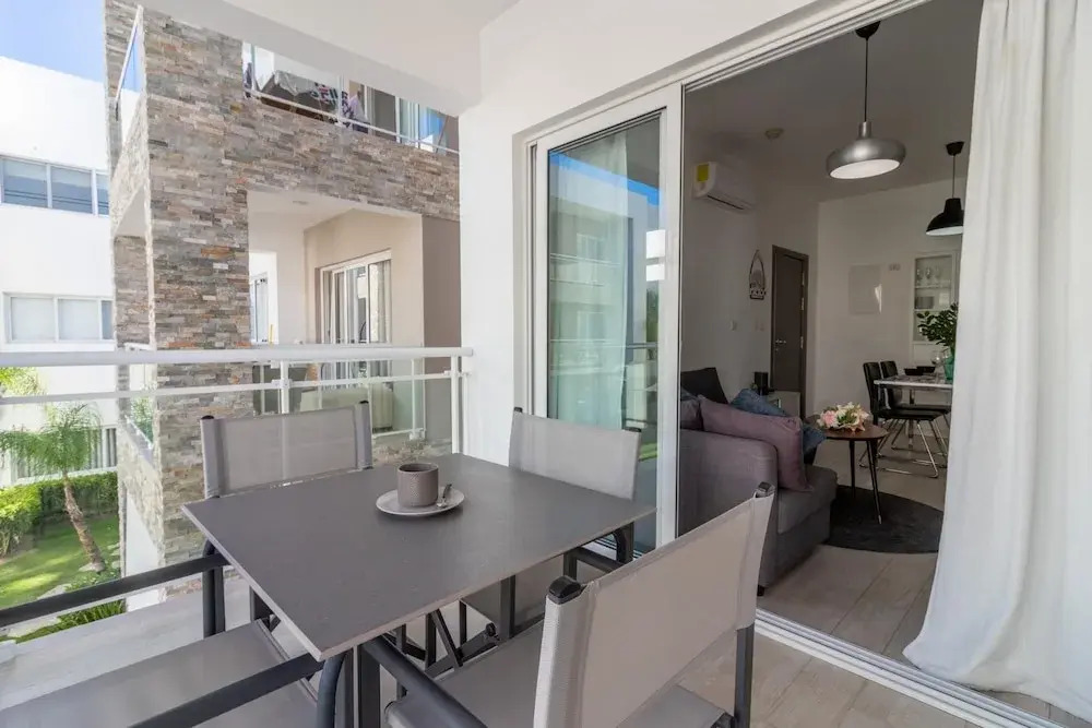 Modern 2-br Apartment in Paseo del Mar - Bavaro