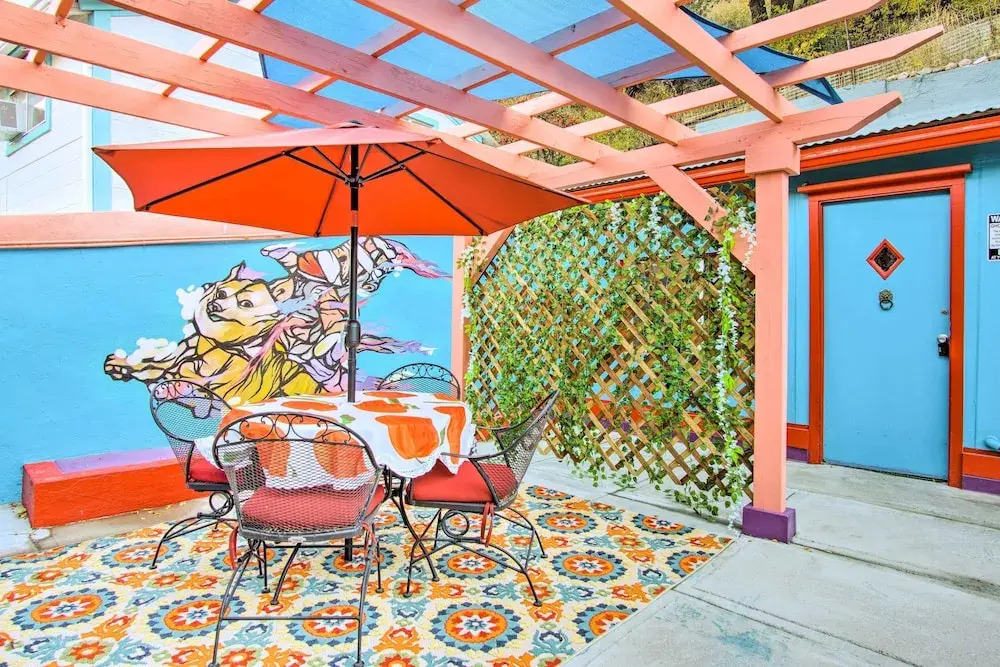 Colorful Bisbee Home w/ Patio ~ 1 Mi to Dtwn!