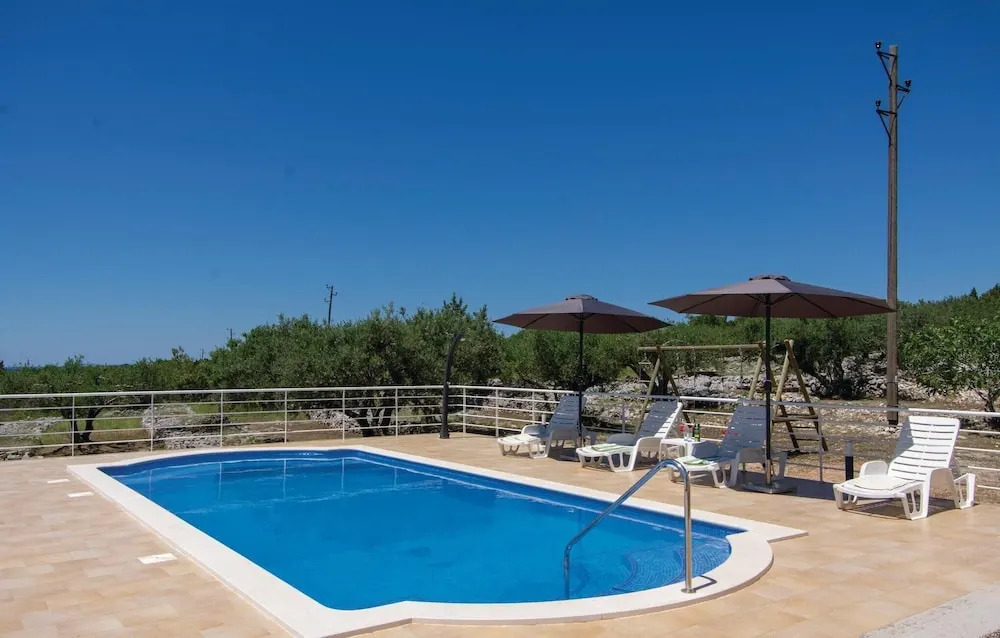 Beautiful Home in Pelegrin With Wifi and 3 Bedrooms