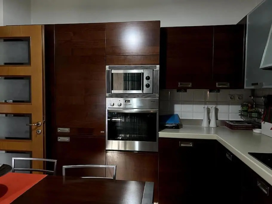 Central Luxury Apartment with huge balcony