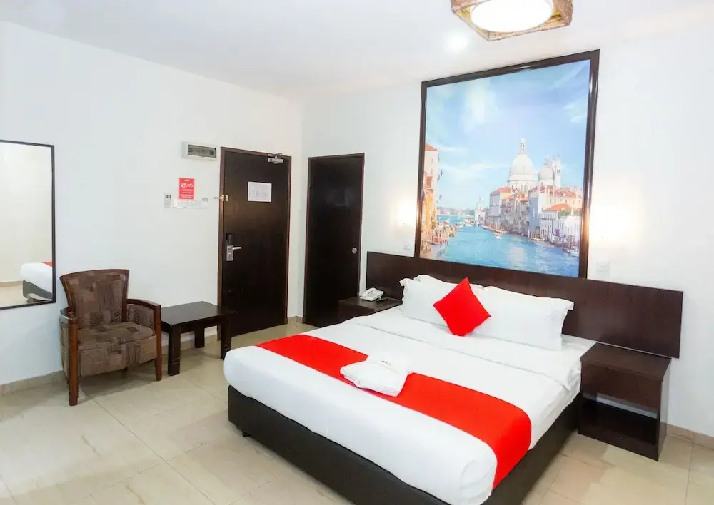 D&F BOUTIQUE HOTEL SENAWANG