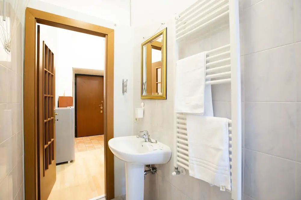 Home Hotel - Veniero 12