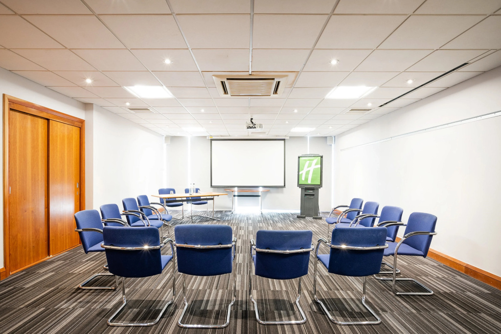 Holiday Inn Coventry M6, J2 by IHG