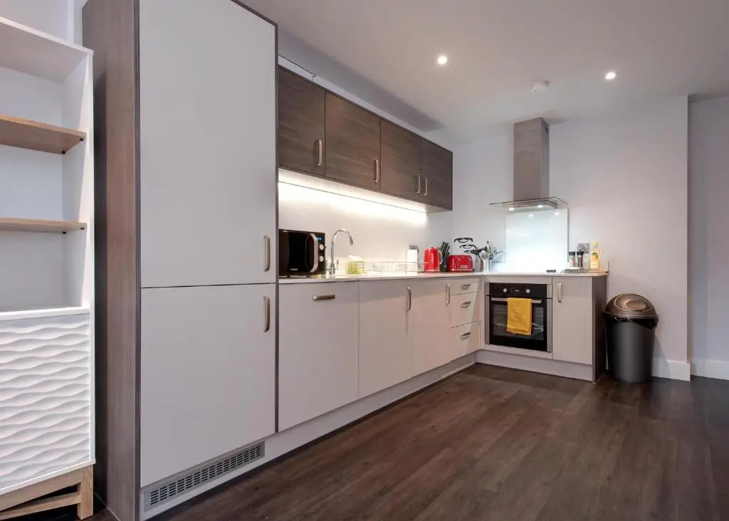 Gorgeous Spacious 2 Bed 2 Bath Apartment