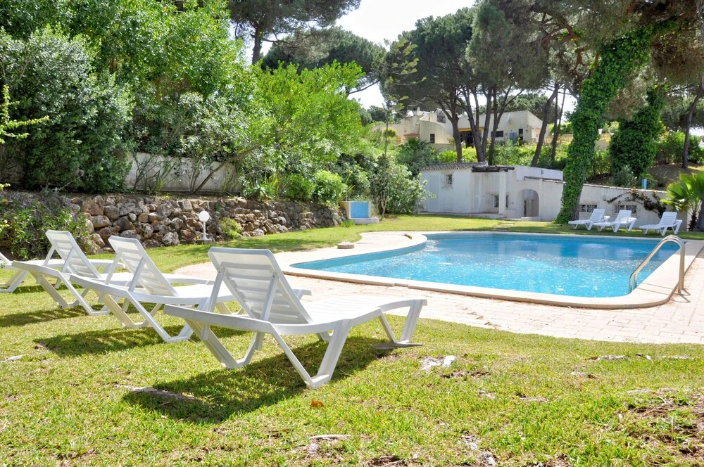 Large Private Pool Villa With 5 Suites, Free air Conditioning
