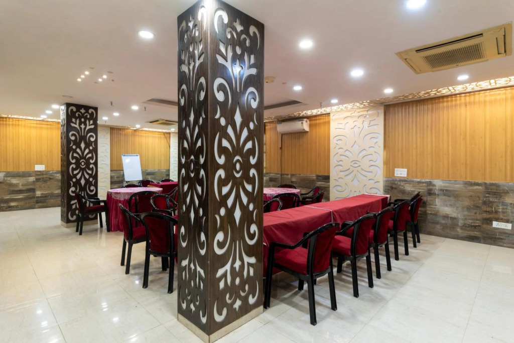 Hotel SHIMLA HERITAGE- Near B L K Hospital