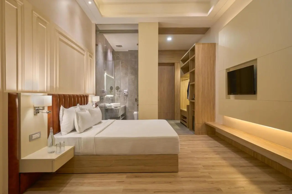 Clarks Inn Etawah