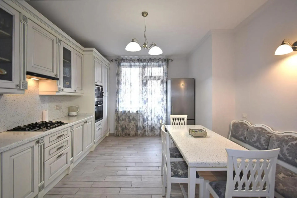 Aram Street, 2 bedrooms Beautiful, Modern apartment DI723