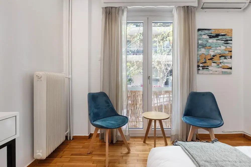 Viora Stunning Deluxe Studio in Athens