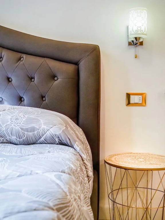 LOpera Rooms & Suite