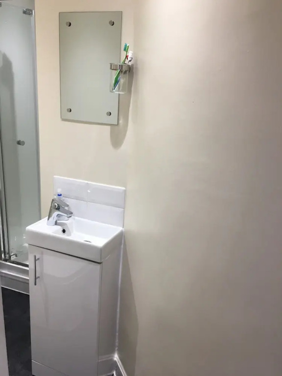 Flat In Stockbridge