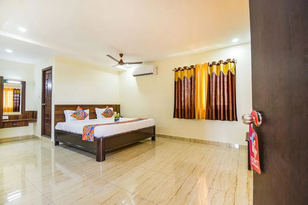 Fabhotel Lotus Grand